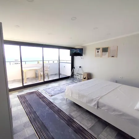 Sevez Apartment *